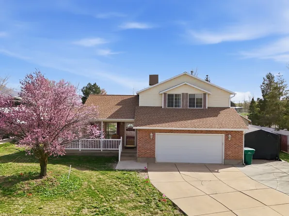 373 W 1500 N, Harrisville, UT 84404