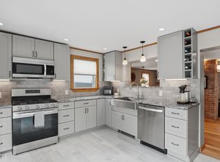 37 Alger St, Adams, MA 01220