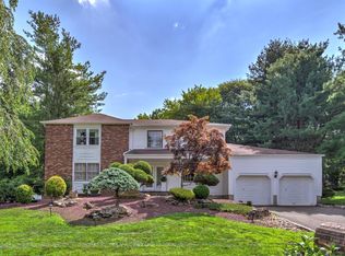 35 Colts Run, Marlboro, NJ 07746