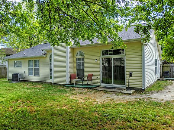 2nd image of 8406 Scotts Mill Dr