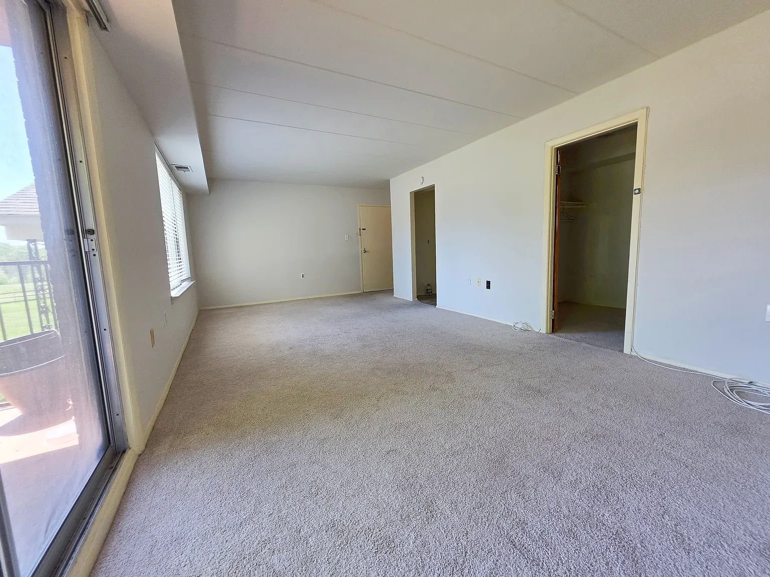 Studio, 460 sqft, $1,400 — Photo 3