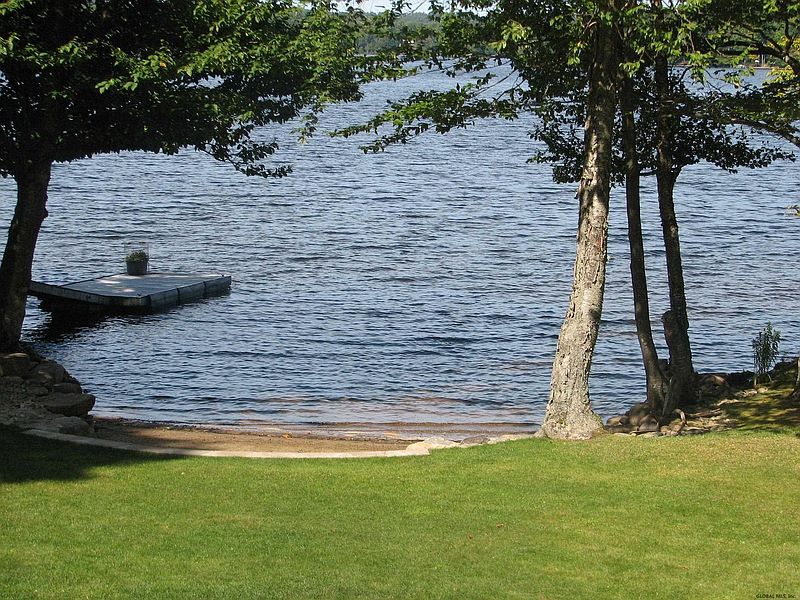 5th image of 605 S SHORE Road