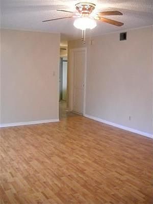 4th image of 7920 Mullen Dr APT 203