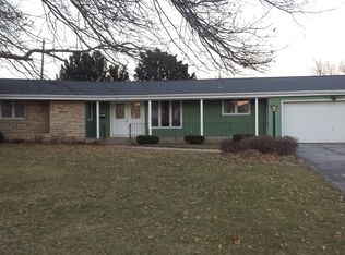 135 N Locust St, Bennett, IA 52721