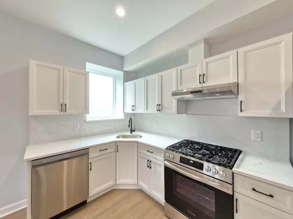 54 Poillon Ave #1, Staten Island, NY 10312