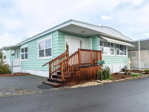 6730 Redwood Avenue, Sebastopol, CA 95472