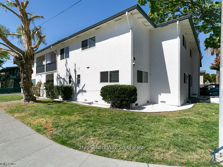 2120 Sahara Way #3 — Photo 8