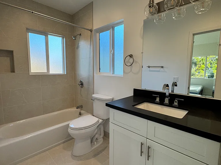 5811 Tampa Ave — Photo 15