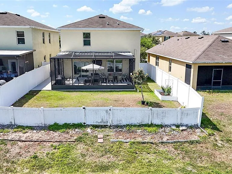 11176 Leland Groves Dr — Photo 69
