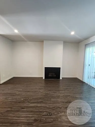 Mediterranean Townhomes — Photo 10