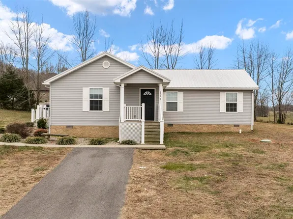 131 Green Leaf Dr, Cave City, KY 42127