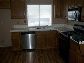 4th image of 2320 Aldridge Ln