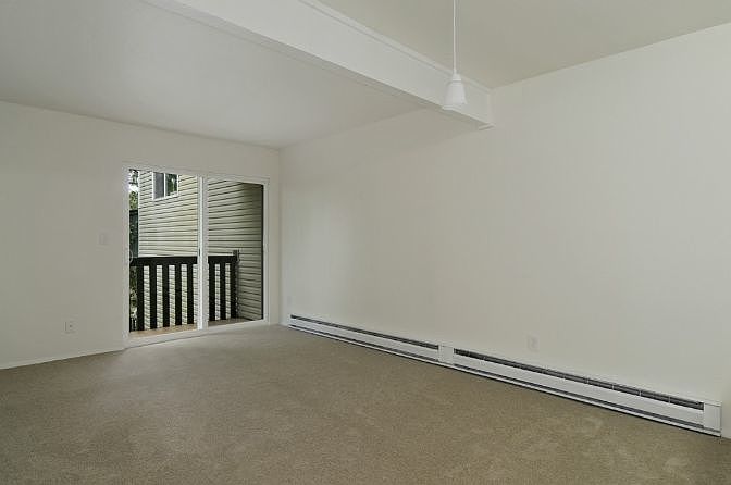1st image of 17431 Ambaum Blvd S Unit A4