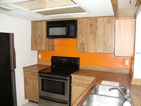 2nd image of 16567 Brigadoon Dr