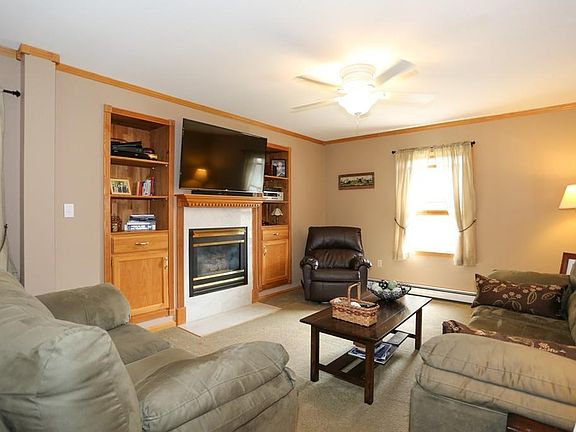 2nd image of 26 Larose Dr