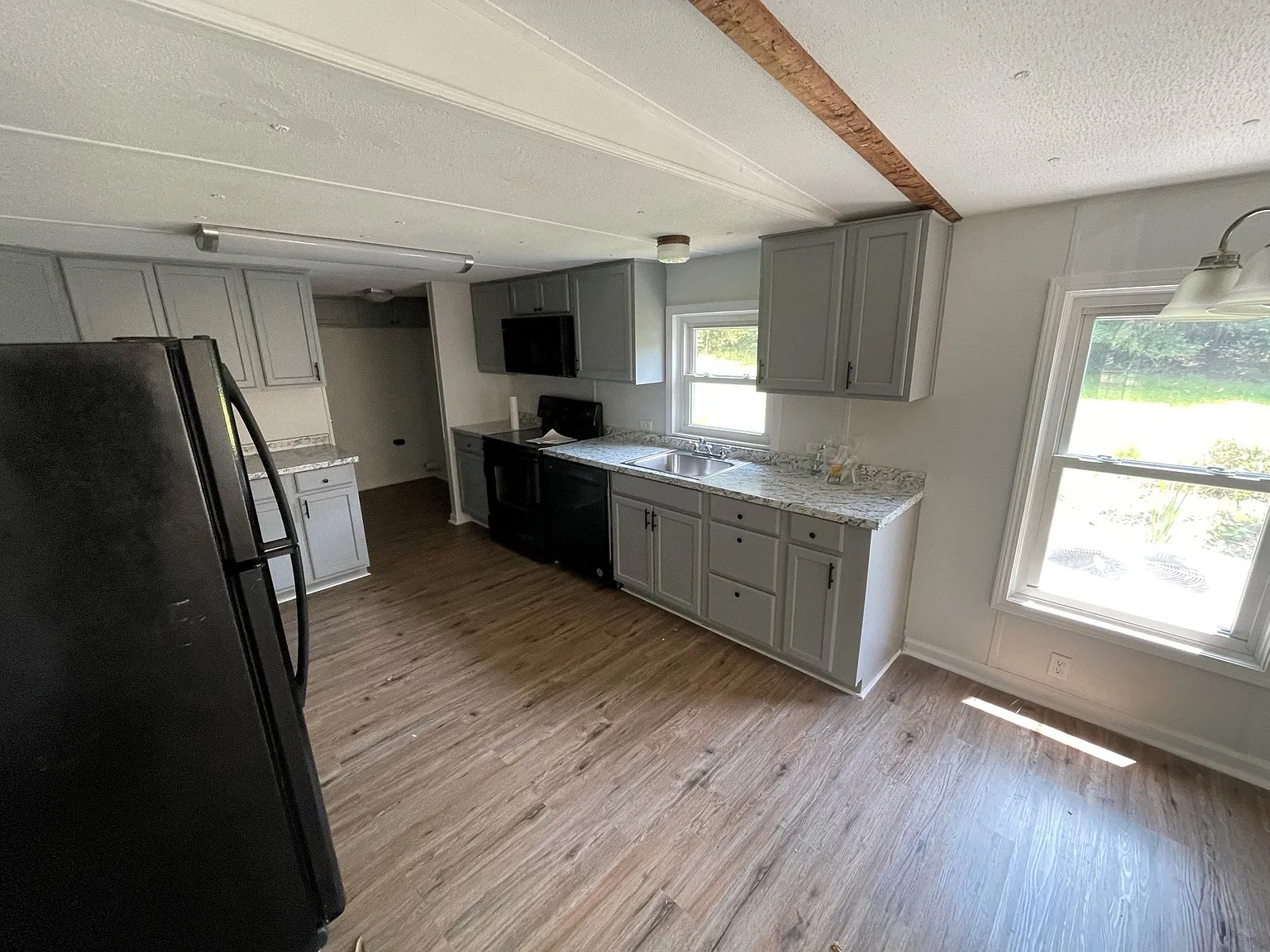 3 bed, 1574 sqft, $1,600 — Photo 3
