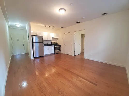 Rented by Doorway NYC, LLC | media 12