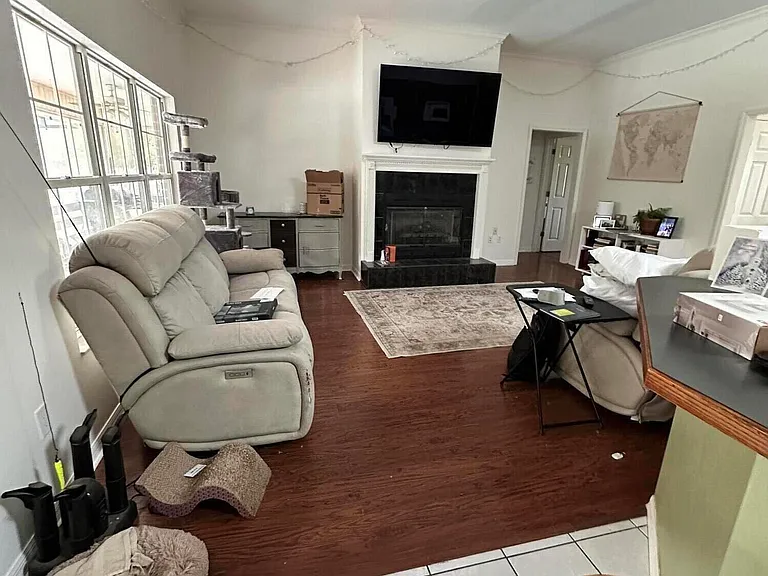 22490 Pine St — Photo 5
