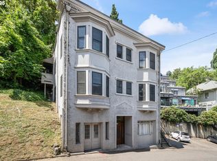 839 SW Green Ave, Portland, OR 97205