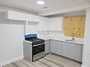 227 2nd St FLOOR 3, Newark, NJ 07107