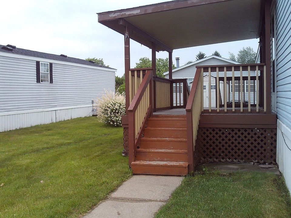 1st image of 7040 Shawnee Dr #182