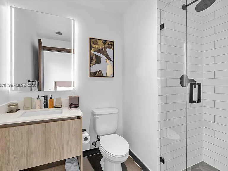398 NE 5th St #Penthouse 4701 — Photo 23