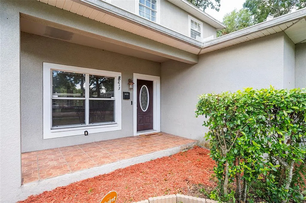 3 bed, 2.0 bath, 1402 sqft, $2,600 — Photo 3