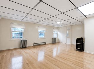 1708 Race St APT D2, Philadelphia, PA 19103
