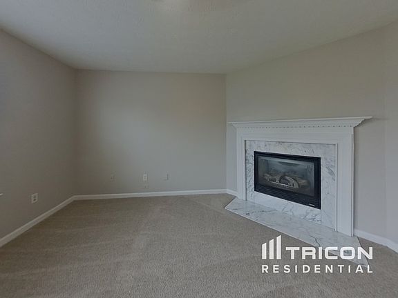 5th image of 1740 Courtyard Ln