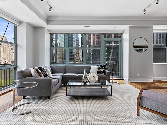 4th image of 165 N Canal St APT 712