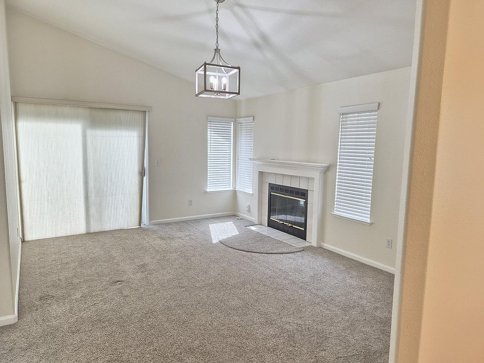 1st image of 432 Zachary Dr