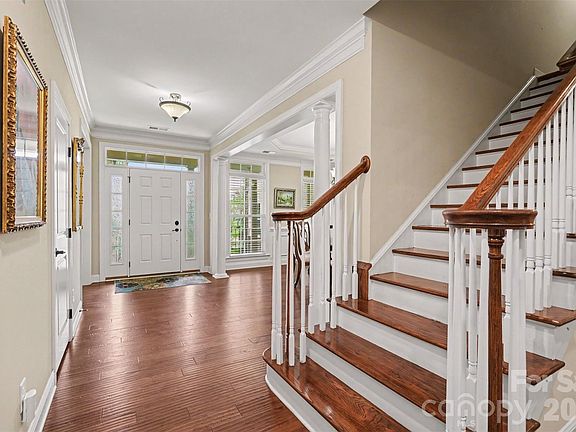 5th image of 8432 Penton Pl