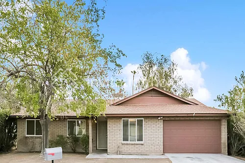 701 N Comanche Dr Photo 1