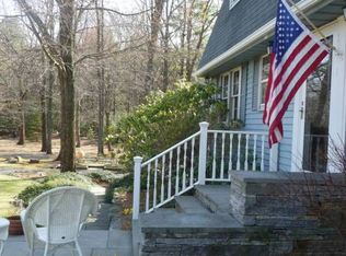 1605 N Stone St, West Suffield, CT 06093