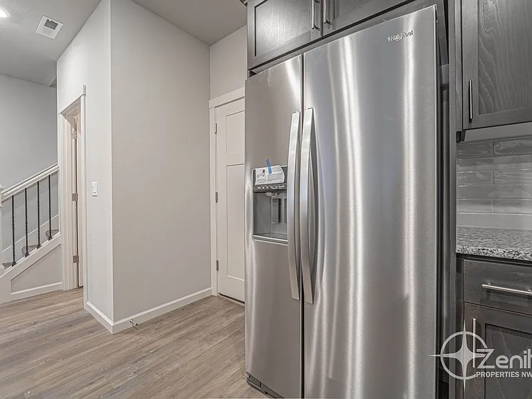 4261 S Cloverhill Way — Photo 9