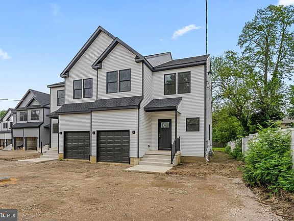 5th image of 423 Almonesson Rd