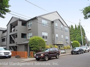10345 NE Clackamas St APT 2, Portland, OR 97220