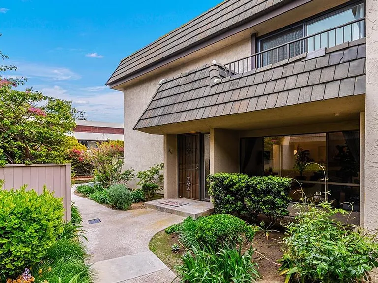 836 S Sierra Ave — Photo 12