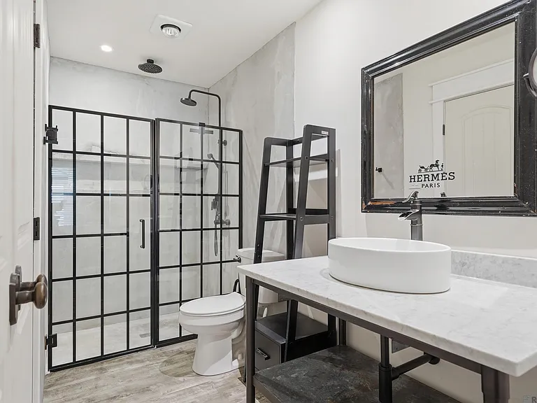 44464 Lakewood Dr — Photo 11