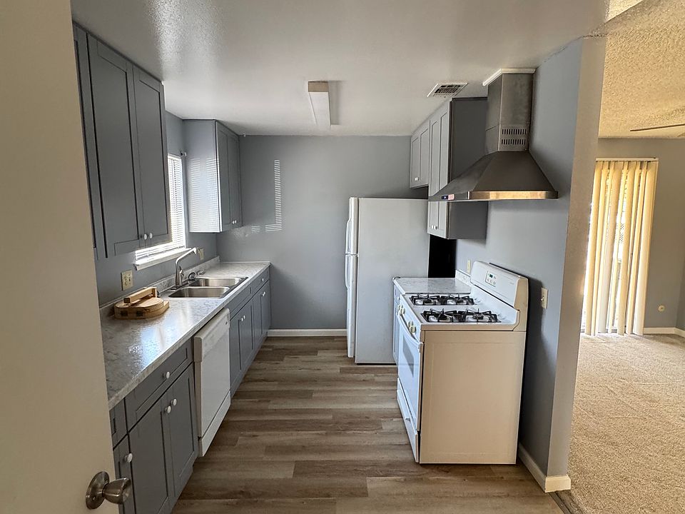 1st image of 1315 I St