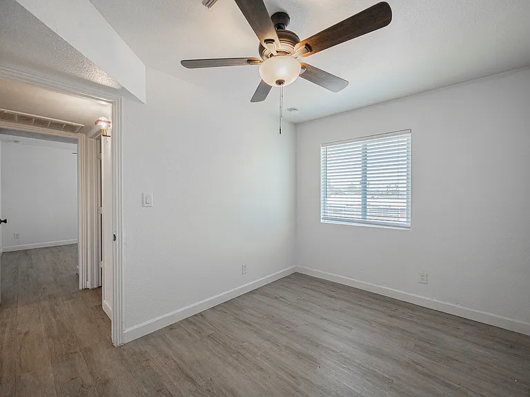 719 N 12th Ave, Phoenix Az — Photo 15