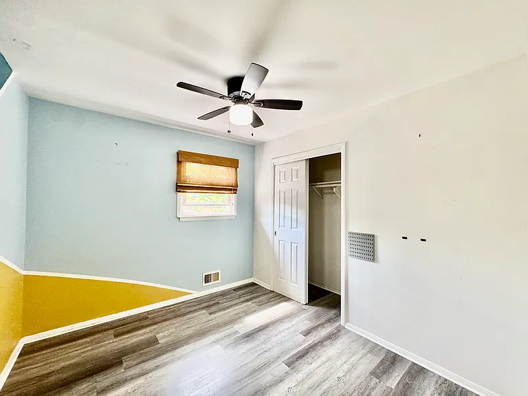 29 Waverly Dr W — Photo 9