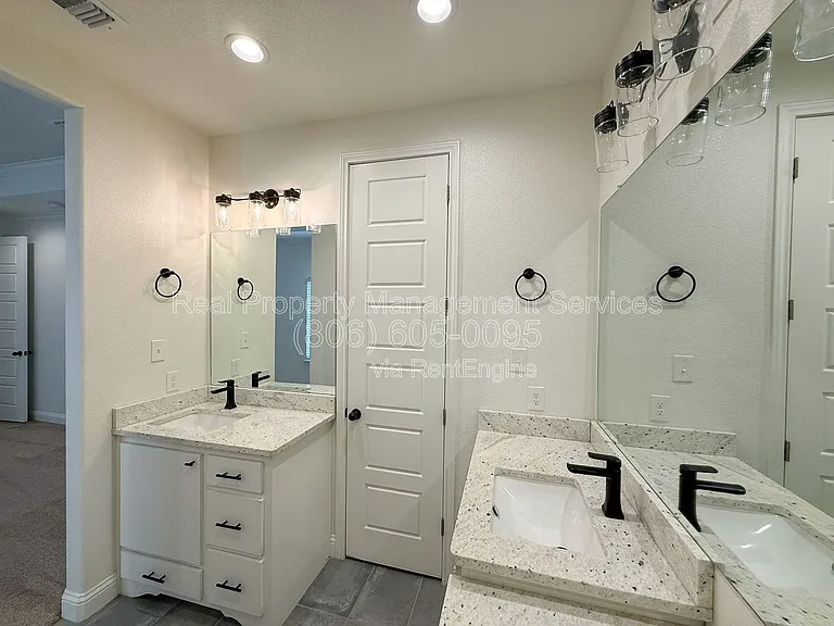 7621 54th St — Photo 7