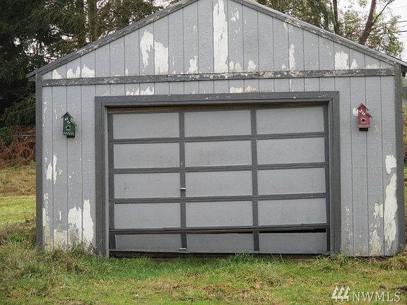 3rd image of 2350 E Ryan Dr