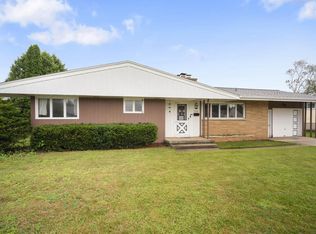 1118 N Benjamin St, Port Washington, WI 53074