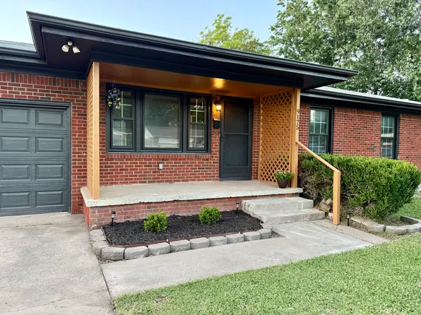 9175 E Latimer Ct, Tulsa, OK 74115