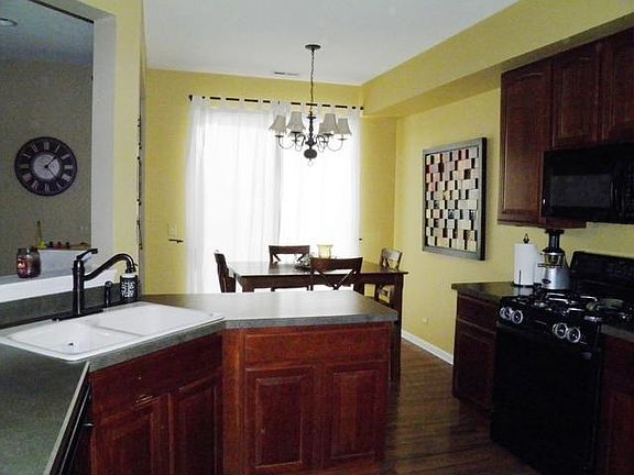 5th image of 24901 W Franklin Ln
