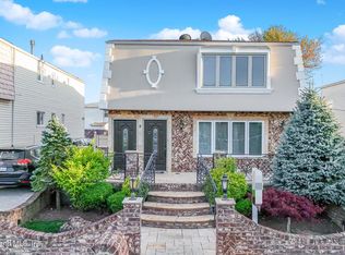 8 Rockville Ave, Staten Island, NY 10314