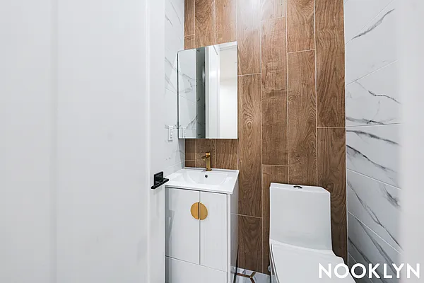 Rented by Nooklyn NYC LLC | media 2