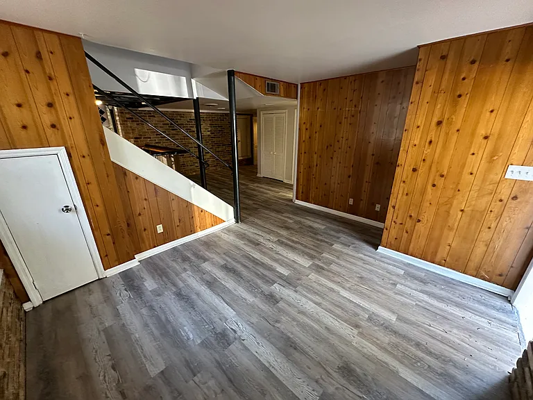 2071 E Roxboro Rd NE #B — Photo 5